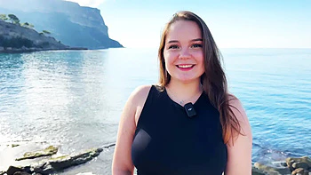 Lily, 23 years old, from Paris! - Jacquie et Michel TV