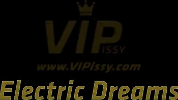 VIPissy - piss on tits smut