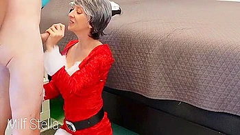 Mrs. Claus Handles Sleigh Repair Bill With Her Booty - Fucktacular Free