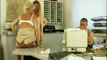 HORNY MATURE CUNT 226: Blowjob, Cowgirl  Missonary Porn