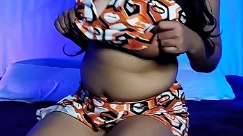 Hey Im Your Desi E-girl Pahi Made A Slutty Video Watch Me, Stroke Your Hand Under Pant