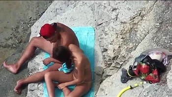 Couple mutually masturbation on the beach!: Amateur, Bongacams  Beach Sex Porn