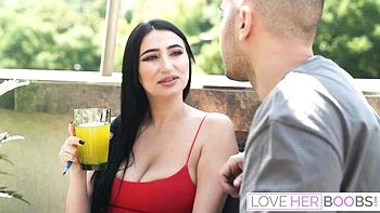 Love Her Boobs featuring Raul Costa and Didi Zerati's boob worship sex