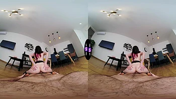 Skinny teen Luna Lynx rides cock in reverse cowgirl pov vr