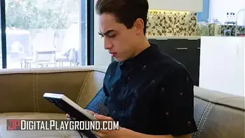 (Juan Loco) Waits For His Friend But His Friend's Mom (Nicolette Shea) Needs Some Attention - DigitalPlayground