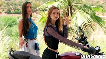 Hot Threesome Secret: Vixi Rafi & Melanie Marie Share Cock Outdoor