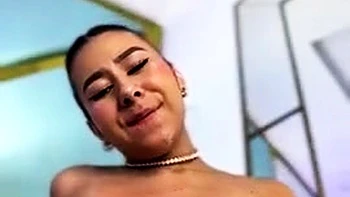 Close up MiLF getting it in the ass