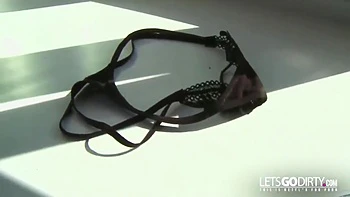 Chef Fickt Seine Angestellte Auf Dem Tisch