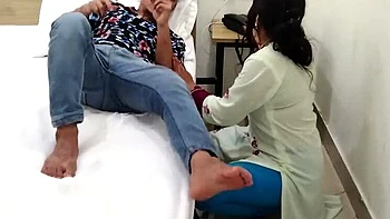 Hotel Staff Drunk Fuck: Big Natural Tits Blowjob & Doggy Style with Tight Indian Maid