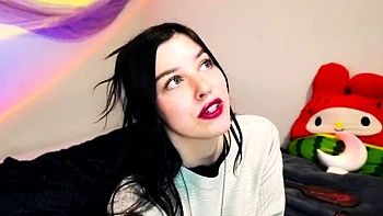 Cute amateur brunette naughty in solo jerking show on camera