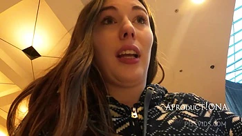 Aleya Sun Wetting Jeans In The Shopping Mall