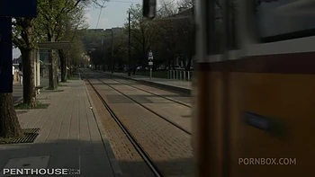 Ungarische Latina-Braut brennt auf Ficken