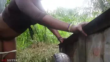 THEY CAUGHT US IN THE BATHROOM AS I TAKE MY BOYFRIEND TO FUCK ME HARDCORE