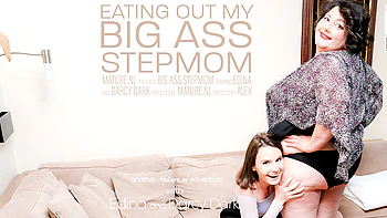 Skinny Teen Doing Eating Out Her Big Ass Stepmom