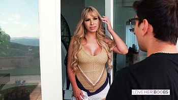 Voluptuous Carmen Caliente and Max Fills - fetish scene - Love Her Boobs