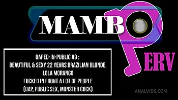 Daped-In-Public #9 : Beautiful & Sexy 22 Years Brazilian Blonde