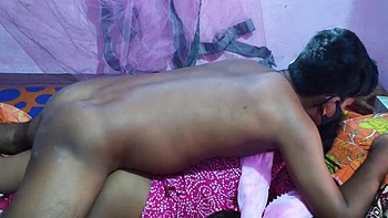 Bestes virales Jungfernsex mit heißem Mädchen