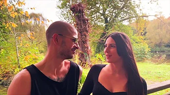 Rose exibe corpo de milf francesa com peitos grandes