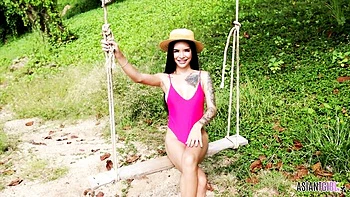 Lassie's groobygirls clip