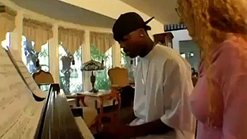 Трах наездницей и сзади с минетом