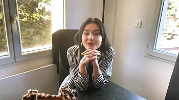 Сериз, 22 года, парижская MILF с огромными сиськами на кастинге