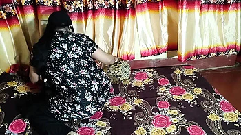 Desi Paar fickt hart - Amateur Doggy in Bangladesch