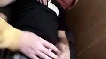 Trío amateur asiático con tetas grandes y mamadas