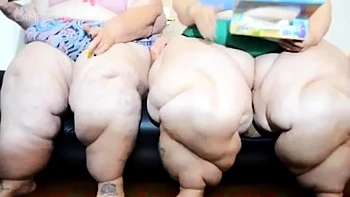 SSBBW Bobbi Jo sitzt im Gesicht und zerquetscht mit Arsch