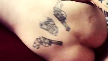 Gatita amateur alemana follada duro a cuatro patas