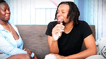 Хадил Дови жестко трахает черную попку на кастинге