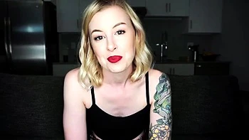 Mystie Mae marathon anal, CBT et boisson forcée