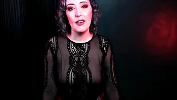 Miss Faith Rae avoue être gay en solo webcam