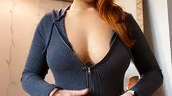 Camgirl amadora se masturba sozinha