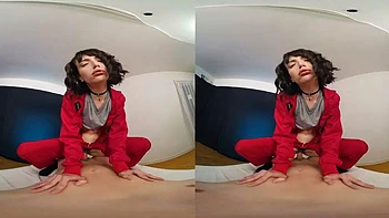 Pute de Tokyo suce en levrette et cowgirl en POV