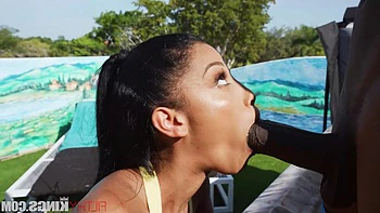 Stiefschwester konnte meinen harten Schwanz nicht widerstehen