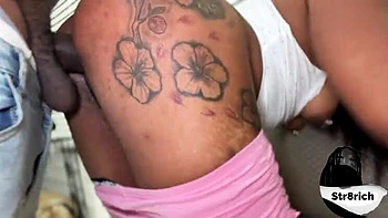 Zorra anal navideña: hermanastra caliente coge BBC perrito y misionero