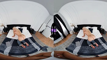 Loira Jessie Ames monta pau grande no estilo cowgirl