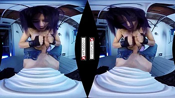 Hart gefesselt und gefickt in VR