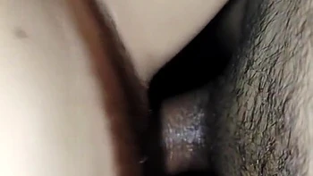 Ma petite chatte veut un fuck lent