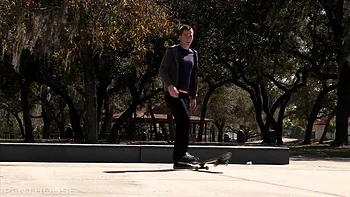 Американские и европейские пары жестко трахаются на камеру