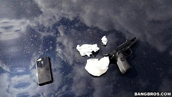 Auf der Jagd nach großen Titten und Gesichtsabspritzungen