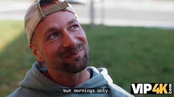 MILF deja los juegos por una mamada dura y cowgirl