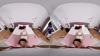 Adolescente ruiva Sirena Milano cavalga pau em VR