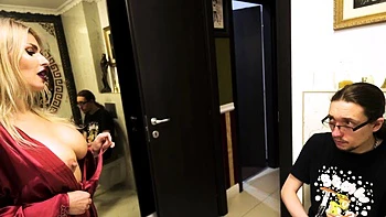 Mistress Lexy Noir fodendo milf europeia