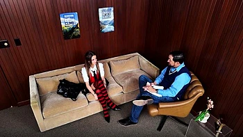 Nikki Nicole branlette hardcore en bas