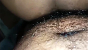 Индийская бабхи сосет большие натуральные сиськи и огромные соски