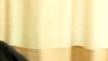 Дядя застал племянницу-блондинку с большими сиськами, играющую с игрушкой