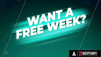 Asiática May Thai fodida anal forte e gozada facial