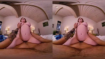 Peitões, boquete e doggy cowgirl VR