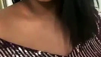 BBW mit riesigen Titten fickt Doggy